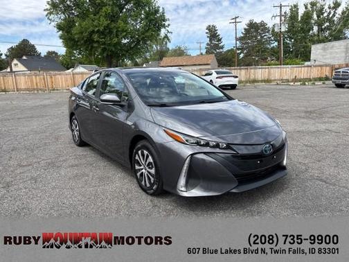 2022 Toyota Prius Prime LE