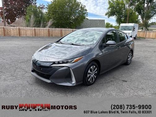 2022 Toyota Prius Prime LE
