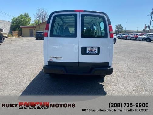2016 Chevrolet Express 2500 Work Van