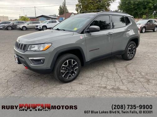 Sting Gray Clearcoat 2020 Jeep Compass Trailhawk