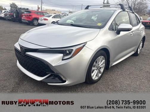 2025 Toyota Corolla Hatchback SE