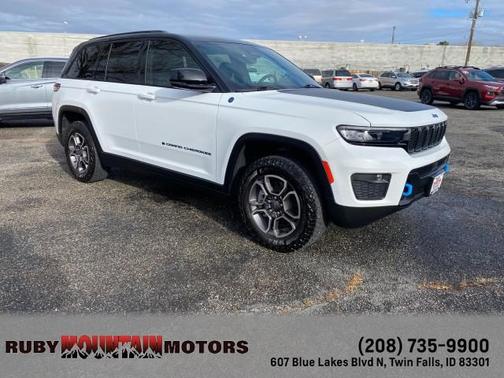 2023 Jeep Grand Cherokee 4xe Trailhawk