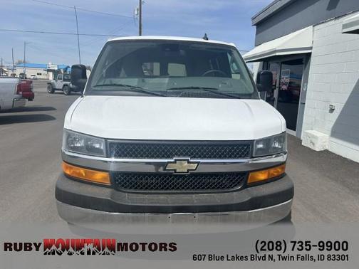 2020 Chevrolet Express 3500 LT