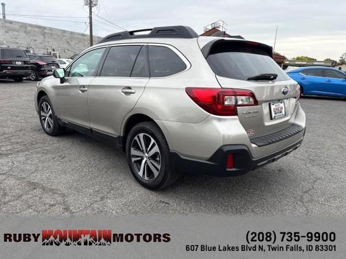 Tungsten Metallic 2019 Subaru Outback 2.5i Limited