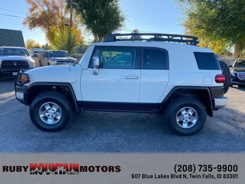 2010 Toyota FJ Cruiser 