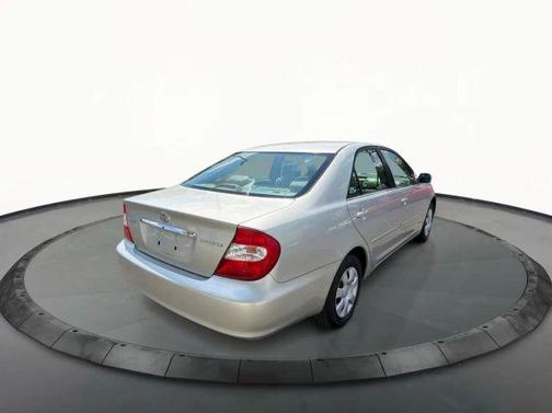 Silver 2004 Toyota Camry LE
