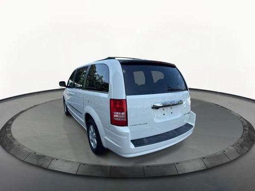 2010 Chrysler Town & Country Touring