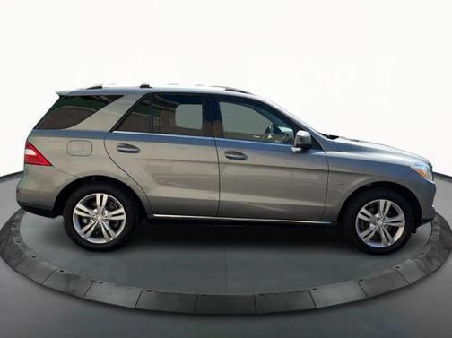 Gray 2012 Mercedes-Benz M-Class ML 350 4MATIC