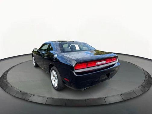 2012 Dodge Challenger SXT