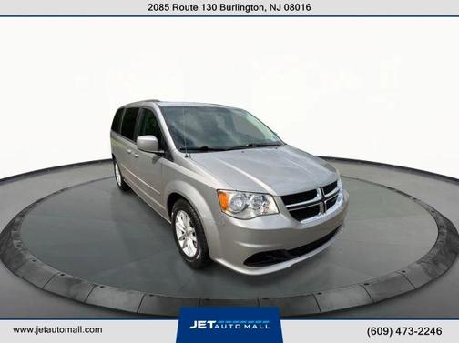 Silver 2016 Dodge Grand Caravan SXT