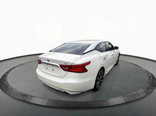 Pearl White 2016 Nissan Maxima 3.5 SR