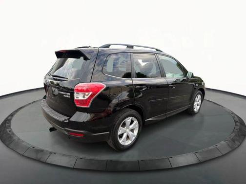 Crystal Black Silica 2015 Subaru Forester 2.5i Limited