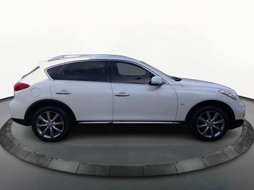 Majestic White 2016 INFINITI QX50 Base