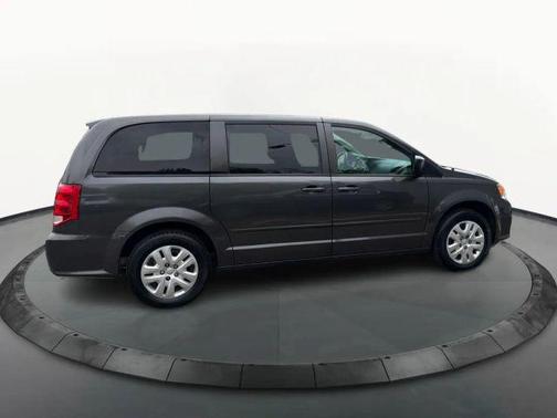 Gray 2016 Dodge Grand Caravan AVP/SE
