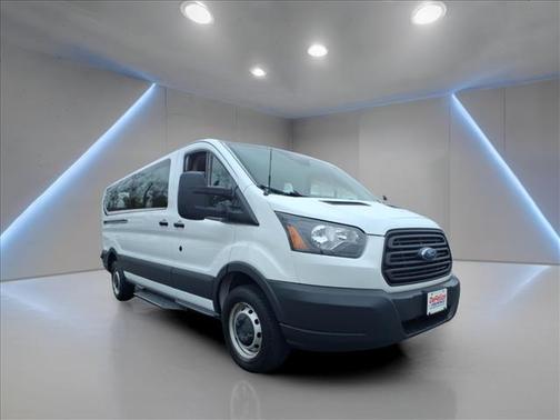 2017 Ford Transit-350 XL