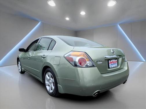 Gold 2008 Nissan Altima 2.5 SL