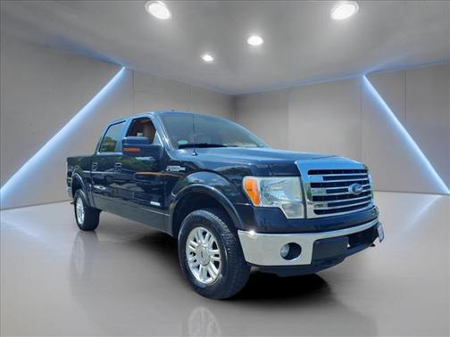 Black 2013 Ford F-150 Lariat