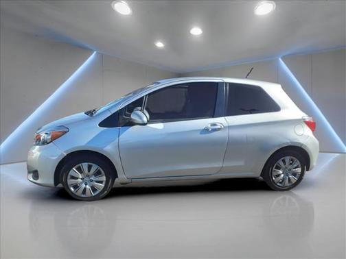 2012 Toyota Yaris L
