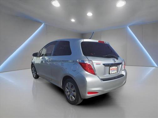 2012 Toyota Yaris L