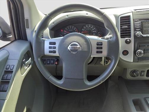 2017 Nissan Frontier SV