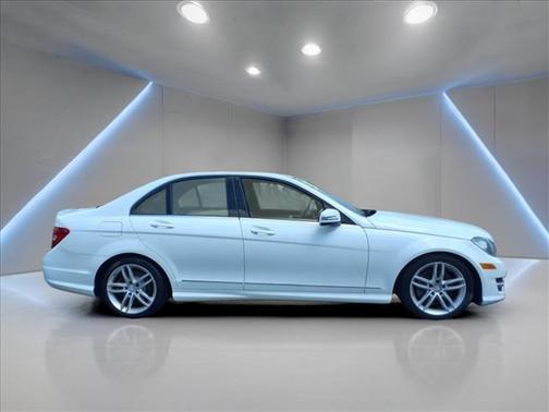 2013 Mercedes-Benz C-Class C 300 4MATIC Luxury