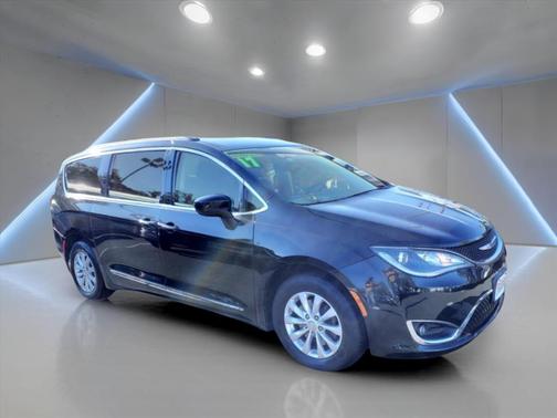 Black 2017 Chrysler Pacifica Touring-L