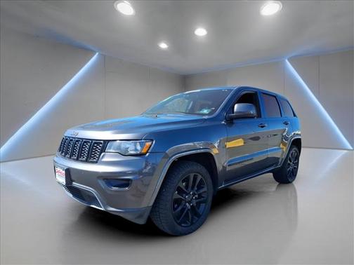 Gray 2020 Jeep Grand Cherokee Altitude