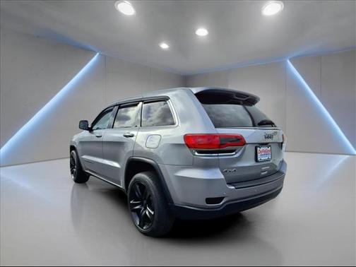 2017 Jeep Grand Cherokee Laredo