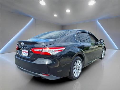 Black 2018 Toyota Camry LE