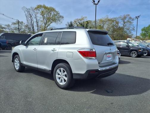 2013 Toyota Highlander SE