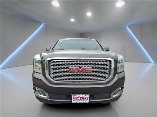 Gray 2016 GMC Yukon XL Denali
