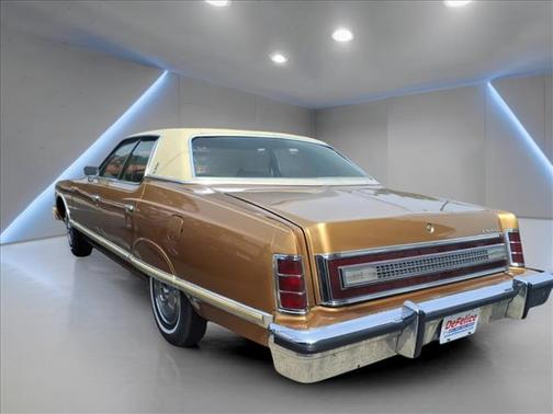 Lt. Brown 1978 Ford LTD Base