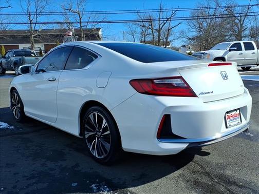 2017 Honda Accord EX-L w/Navigation & Honda Sensing