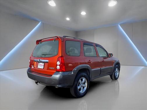 2005 Mazda Tribute s