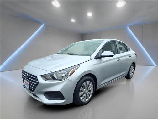 Gray 2019 Hyundai Accent SE