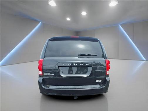Black 2014 Dodge Grand Caravan AVP/SE