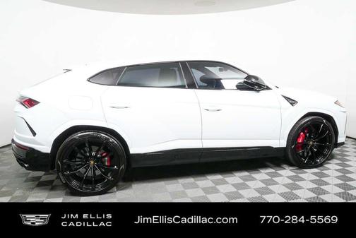 Bianco Monocerus Matt 2022 Lamborghini Urus Graphite Capsule