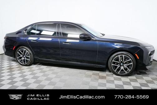 2023 BMW 760 760i xDrive