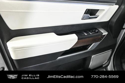 2024 Toyota Sequoia Capstone