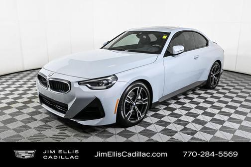 2022 BMW 230 i
