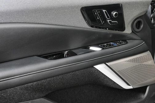 2025 Cadillac OPTIQ Sport