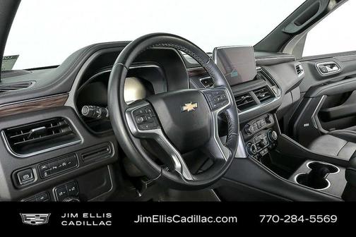 2025 Chevrolet Suburban LT