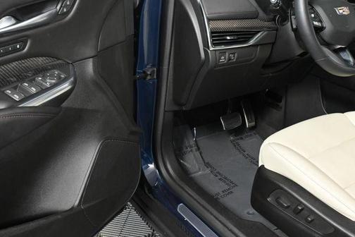 2022 Cadillac XT4 Sport