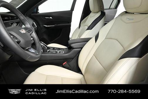 2022 Cadillac XT4 Sport