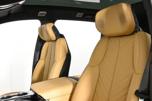 2025 Cadillac Escalade IQ Luxury 2