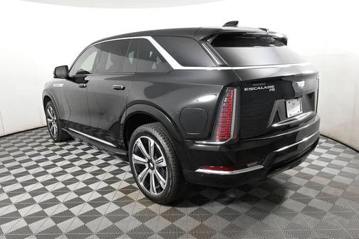 2025 Cadillac Escalade IQ Luxury 2