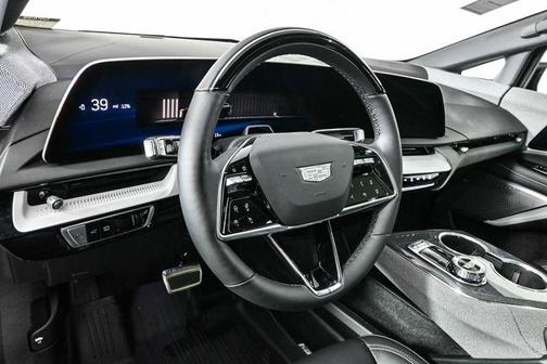 2025 Cadillac OPTIQ Luxury