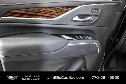 2022 Cadillac Escalade Premium Luxury