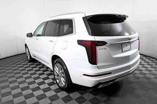 2025 Cadillac XT6 Premium Luxury FWD