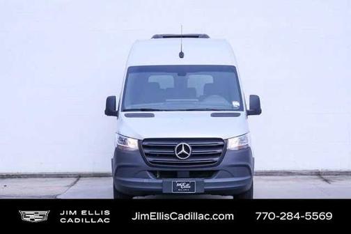 2024 Mercedes-Benz Sprinter 2500 144 WB Standard Roof Passenger